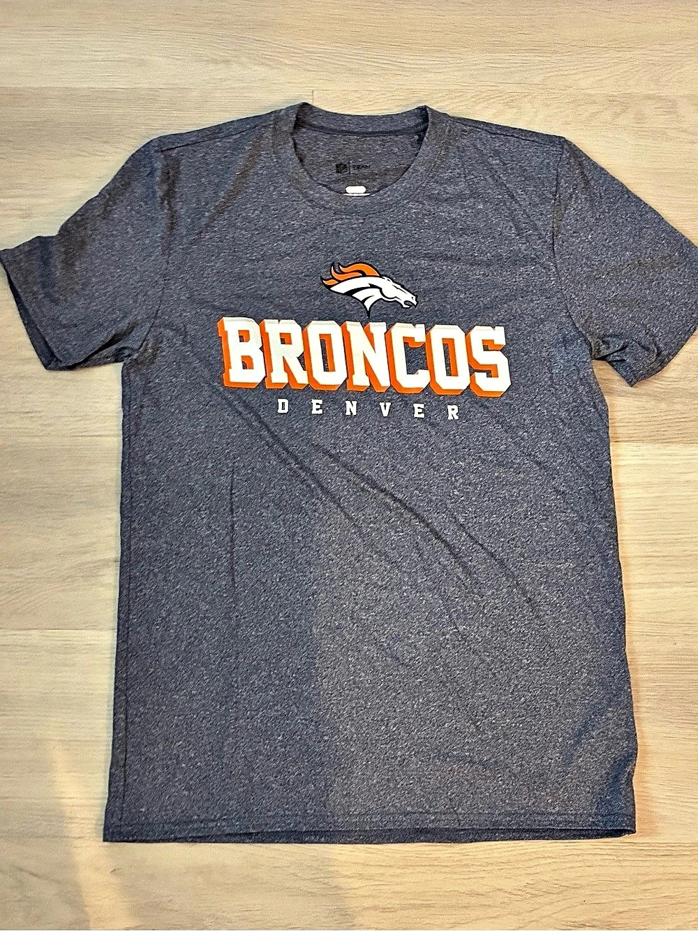 NFL Denver Broncos Graphic Tee Blue Gray Small New without tag